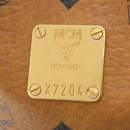 MCM(������) ���� �ΰ� ��� ���佺 ���ָӴ� ��Ʈ�� + ũ�ν� ��Ʈ�� �̹���2 - ���̺��� �߰���ǰ