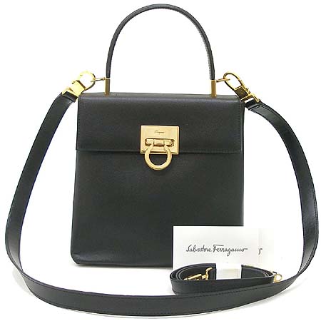 Ferragamo(��󰡸�) 21 0160 ���� ��ġ�� ��� �簢 ��Ʈ�� + ��� ��Ʈ�� �̹���2 - ���̺��� �߰���ǰ