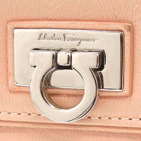 Ferragamo(��󰡸�) 21 6849 ��ũ ���� ����� �̹���3 - ���̺��� �߰���ǰ
