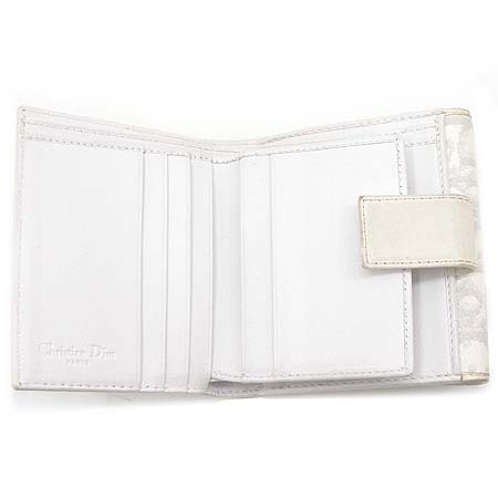 Dior(ũ����î���) ��Ʈ�ΰ� ȭ��Ʈ PVC ������ �̹���3 - ���̺��� �߰���ǰ