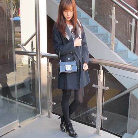 Ferragamo(��󰡸�) 21 1922 ���� �ٶ� ��� �簢 ����� �̹���5 - ���̺��� �߰���ǰ