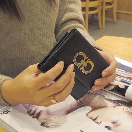 Ferragamo(��󰡸�) 22 7122 ���� ���� ��ġ�� �ΰ� 2�� ������ [��������] �̹���5 - ���̺��� �߰���ǰ