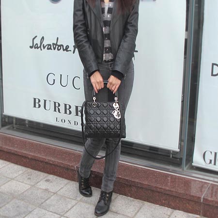 Dior(ũ����î���) ����Ų ���� ���� �ΰ� ��Ʈ 2WAY [��������] �̹���4 - ���̺��� �߰���ǰ