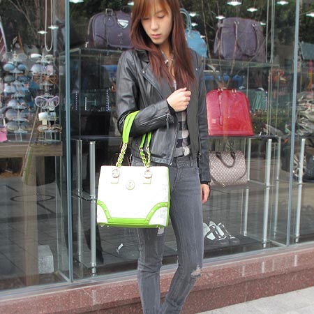 Metrocity(��Ʈ�ν�Ƽ) ����ΰ� ���� ���� ����� �̹���5 - ���̺��� �߰���ǰ
