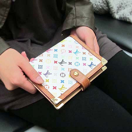Louis Vuitton(���̺���) R20895 ���׷� ĵ���� ��Ƽ �÷� ȭ��Ʈ ������ PM ���̾ �̹���5 - ���̺��� �߰���ǰ