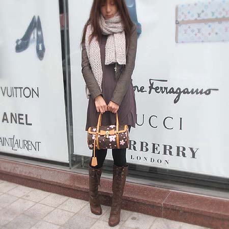 Louis Vuitton(���̺���) M92009 ���׷� ü������ ���߿� ��Ʈ�� �̹���5 - ���̺��� �߰���ǰ