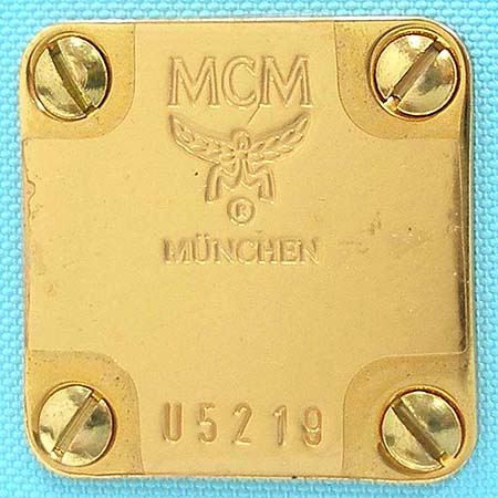 MCM(������) ��ī�� ���� ����ΰ� PVC �Ŀ�ġ ����� �̹���2 - ���̺��� �߰���ǰ