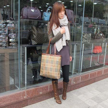 Burberry(������) Ŭ���� üũ ����� �̹���5 - ���̺��� �߰���ǰ