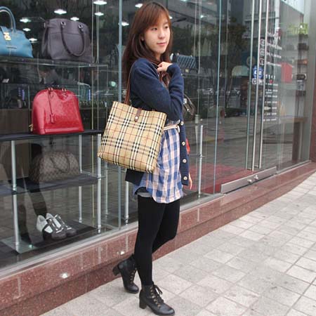 Burberry(������) Ŭ���� üũ �ٰ� ����� �̹���4 - ���̺��� �߰���ǰ