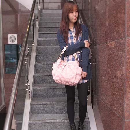 Coach(��ġ) �� ��Ʈ �ΰ� �ڰ��� ����� ����� �̹���5 - ���̺��� �߰���ǰ