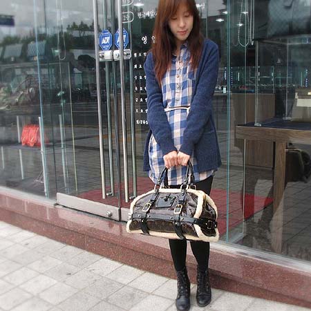 Louis Vuitton(���̺���) ��95574 SHEARLING STORM ������ ��Ʈ�� �̹���5 - ���̺��� �߰���ǰ