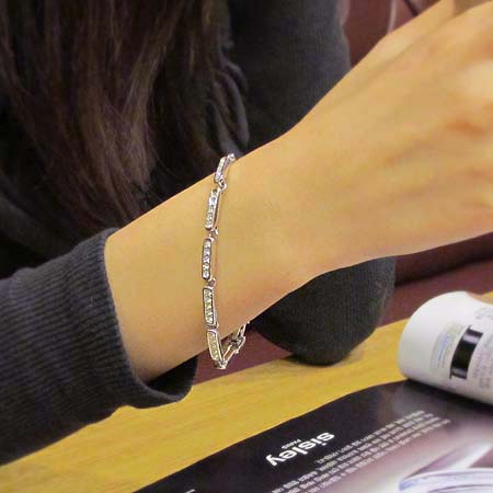 Swarovski(���ͷκ꽺Ű) ��� ���� �̹���5 - ���̺��� �߰���ǰ