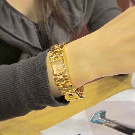 Gucci(����) 2305L ���� ������ �ð� [��������] �̹���5 - ���̺��� �߰���ǰ