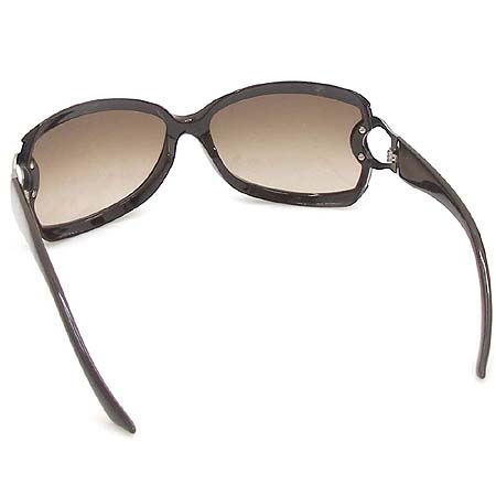 Dior(ũ����î���) STRONGER RRC5J ���� ���۶� �̹���3 - ���̺��� �߰���ǰ
