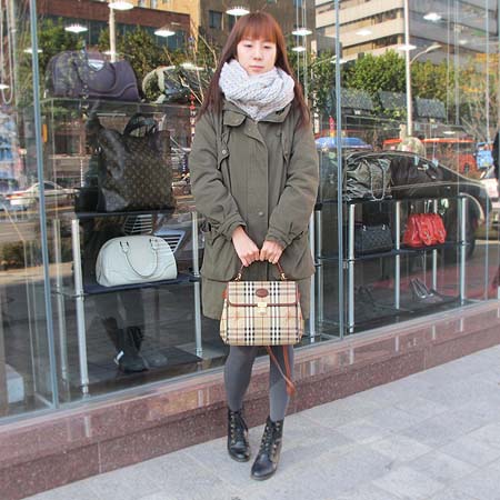 Burberry(������) Ŭ���� üũ �簢 2-WAY �̹���4 - ���̺��� �߰���ǰ