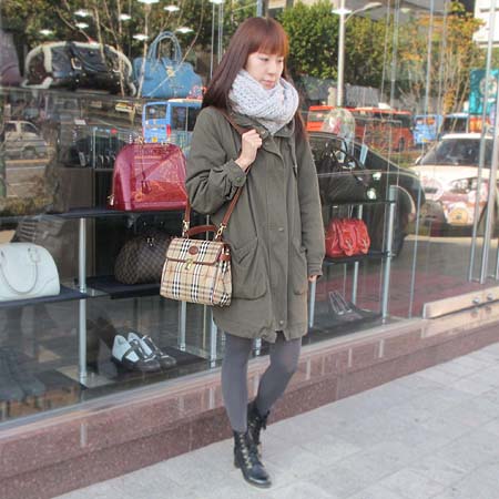 Burberry(������) Ŭ���� üũ �簢 2-WAY �̹���5 - ���̺��� �߰���ǰ