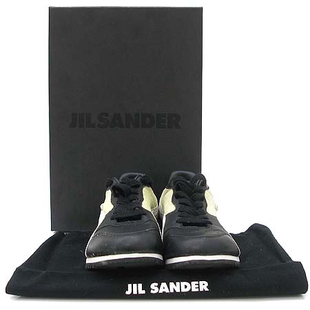 Jilsander(������) ȭ��Ʈ �ΰ� ����Ŀ�� �̹���4 - ���̺��� �߰���ǰ