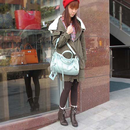Balenciaga(�߷��þư�) 115748 CLASSIC (Ŭ����) CITY(��Ƽ) 2-WAY + ���� �ſ� [�б�����������2ȣ��] �̹���5 - ���̺��� �߰���ǰ