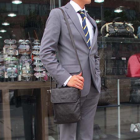 Gucci(����) 223666 GG�ΰ� �ø� ũ�ν��� [�б�������] �̹���5 - ���̺��� �߰���ǰ