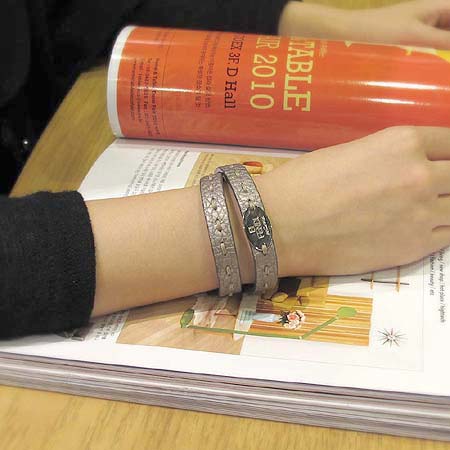 Fendi(���) �������� 2�� ���� ���� �̹���5 - ���̺��� �߰���ǰ