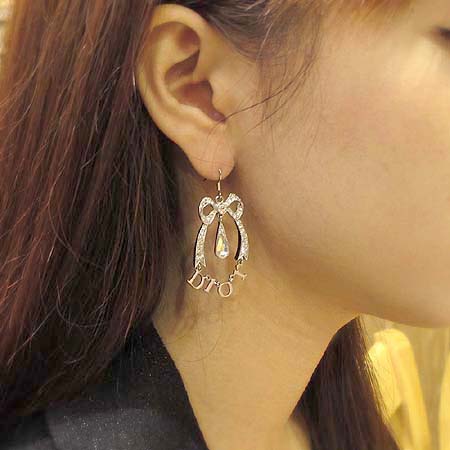 Dior(ũ����î���) �ΰ� ���� ť�� ��� �Ͱ��� �̹���5 - ���̺��� �߰���ǰ