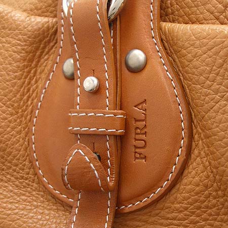 FURLA(�Ƕ�) ��Ƽġ ���� ����� �̹���3 - ���̺��� �߰���ǰ