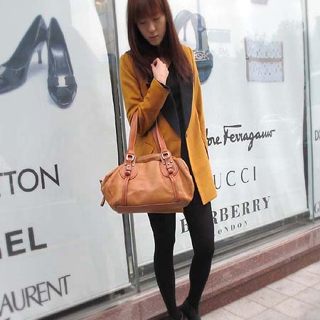 FURLA(�Ƕ�) ��Ƽġ ���� ����� �̹���5 - ���̺��� �߰���ǰ