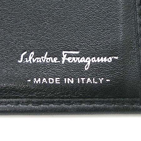 Ferragamo(��󰡸�) 22 4189 ��ġ�� �ΰ� 3�� ������ �̹���4 - ���̺��� �߰���ǰ