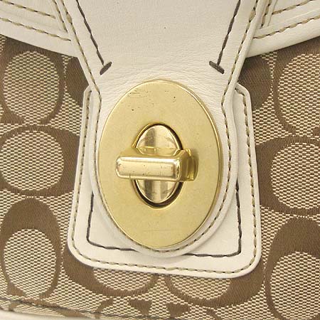Coach(��ġ) �ñ׳��� ���̺��� ���� ��ư ����� �̹���4 - ���̺��� �߰���ǰ