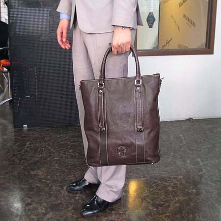 Aigner(���̱׳�) �ΰ� ��� ���� ���� ��Ʈ�� �̹���5 - ���̺��� �߰���ǰ