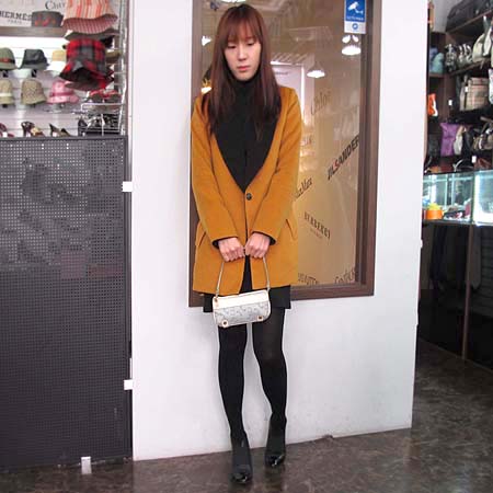 Celine(������) �ΰ� �ڰ��� 3¤ Ŭ��ġ �� �Ŀ�ġ ����� �̹���5 - ���̺��� �߰���ǰ