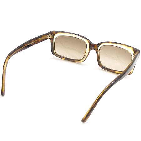 Prada(�����) SPR 02B �簢 ���� ���۶� �̹���3 - ���̺��� �߰���ǰ