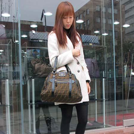 Fendi(���) 8BN205 FF�ΰ� ��ī ����� [��������] �̹���5 - ���̺��� �߰���ǰ