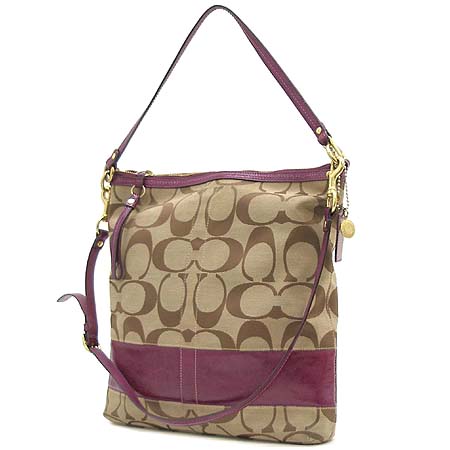 Coach(��ġ) �ñ׳�ó �ڰ��� ���̴�Ʈ ��Ƽġ ����� + ũ�ν� ��Ʈ�� �̹���2 - ���̺��� �߰���ǰ