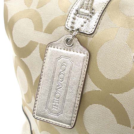 Coach(��ġ) OP ART �𰡵� ������� ����� �̹���3 - ���̺��� �߰���ǰ