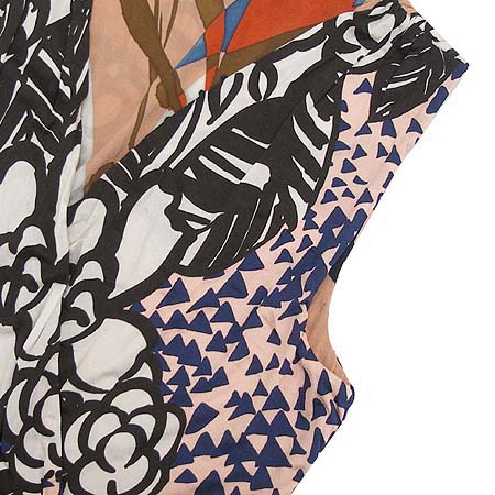 Etro(��Ʈ��) ���ǽ� �̹���3 - ���̺��� �߰���ǰ