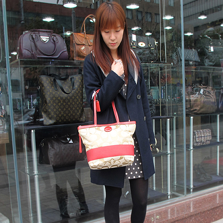 Coach(��ġ) F15112 �ñ׳��� ��Ʈ������ ����� [��������] �̹���4 - ���̺��� �߰���ǰ