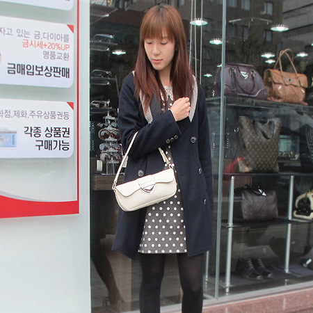 Louis Vuitton(���̺���) M5929J ���� ���� ���״� Ŭ��ġ �� ����� [�б�������] �̹���5 - ���̺��� �߰���ǰ
