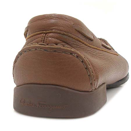 Ferragamo(󰡸)  ġ   ̹4 - ̺ ߰ǰ