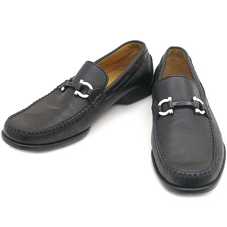 Ferragamo(󰡸)  ġ    