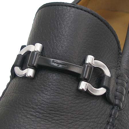 Ferragamo(󰡸)  ġ     ̹4 - ̺ ߰ǰ