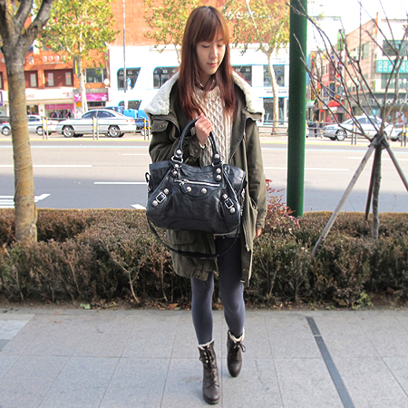 Balenciaga(�߷��þư�) 173082 ���̾�Ʈ PART TIME (��Ʈ Ÿ��) 2WAY + ���� �ſ� [�б�������] �̹���4 - ���̺��� �߰���ǰ