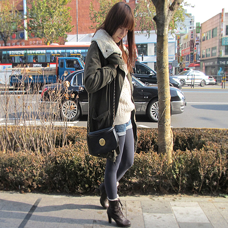 Metrocity(��Ʈ�ν�Ƽ) ���� M �ΰ� ��� ��Ʈ�� + ü�� ũ�ν� ��Ʈ�� �̹���4 - ���̺��� �߰���ǰ