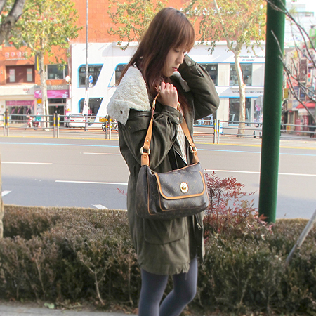 Louis Vuitton(���̺���) M40077 ���׷� ĵ���� ƼĮ GM ����� [��������] �̹���5 - ���̺��� �߰���ǰ