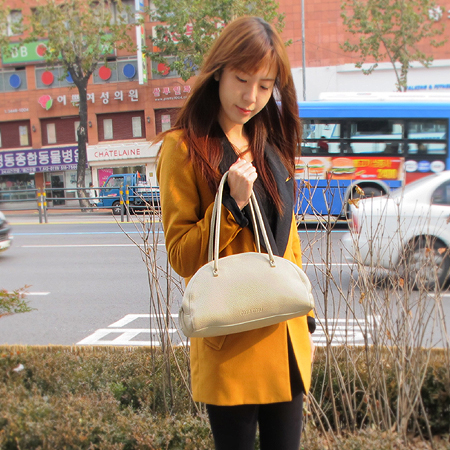 MiuMiu(�̿�̿�) �ΰ� ���� ���� ����� �̹���5 - ���̺��� �߰���ǰ