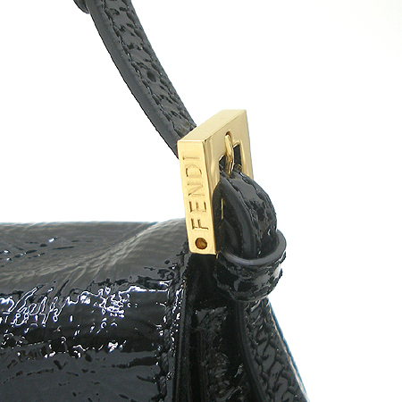 Fendi(���) 8BR180 ���� ������ �ڰ��ΰ� �Ŀ�ġ ����� [��������] �̹���3 - ���̺��� �߰���ǰ
