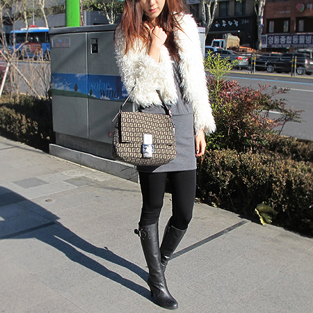 Fendi(���) 8BR001 FF �ΰ� �ڰ��� ���� ����� �̹���6 - ���̺��� �߰���ǰ