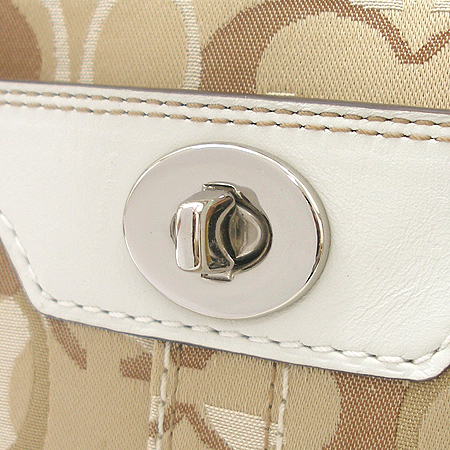 Coach(��ġ) �ñ׳��� ���� ��Ʈ�� �̹���4 - ���̺��� �߰���ǰ