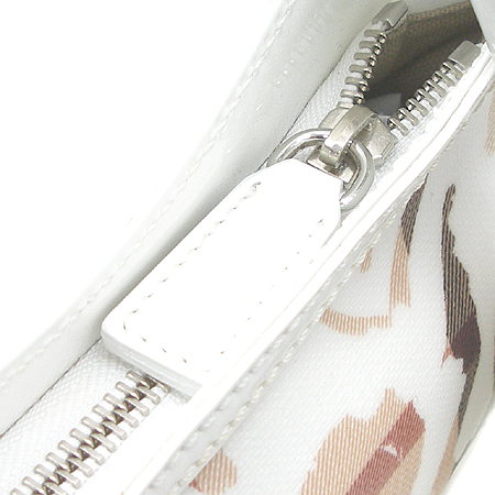 Burberry(������) ��Ʈ üũ �Ŀ�ġ ����� + Ű�� [��������] �̹���4 - ���̺��� �߰���ǰ