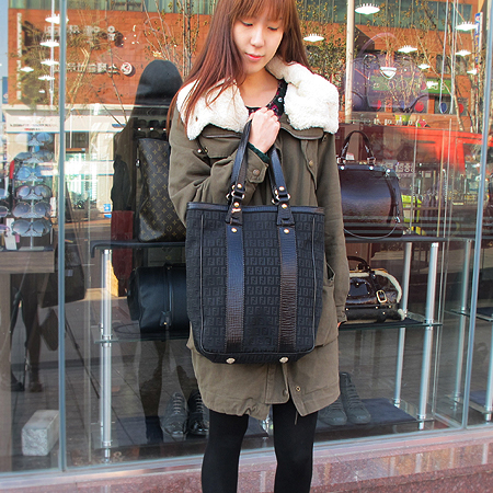 Fendi(���) 8BH162 FF �ΰ� �ڰ��� �ٰ� ��Ʈ�� [�б�����������2ȣ��] �̹���5 - ���̺��� �߰���ǰ
